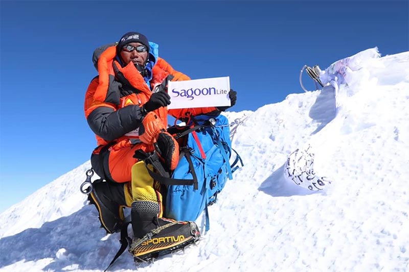 Kami Rita Sherpa breaks his own history, ascents top of the world for 26th time