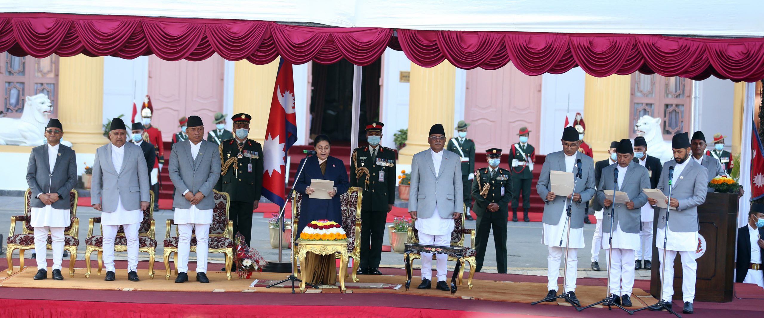Newly appointed deputy prime ministers, ministers take oath